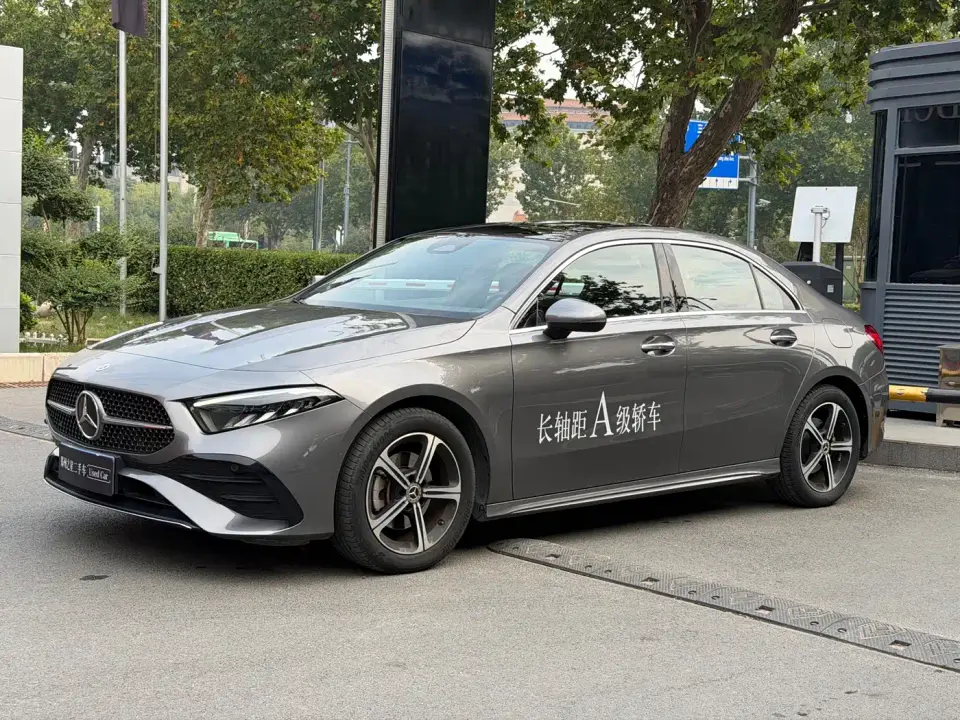 Mercedes-Benz A-Class A 200 L Fashion 2023