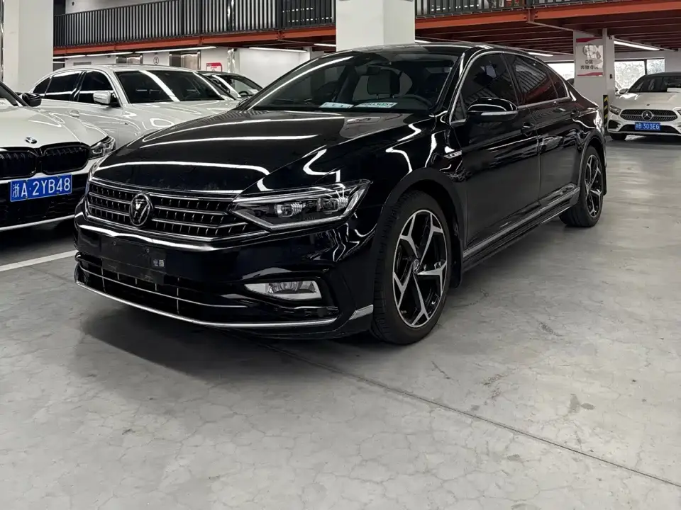 Volkswagen Magotan Model 2 Million Commemorative Edition 330TSI DSG Luxury 2023