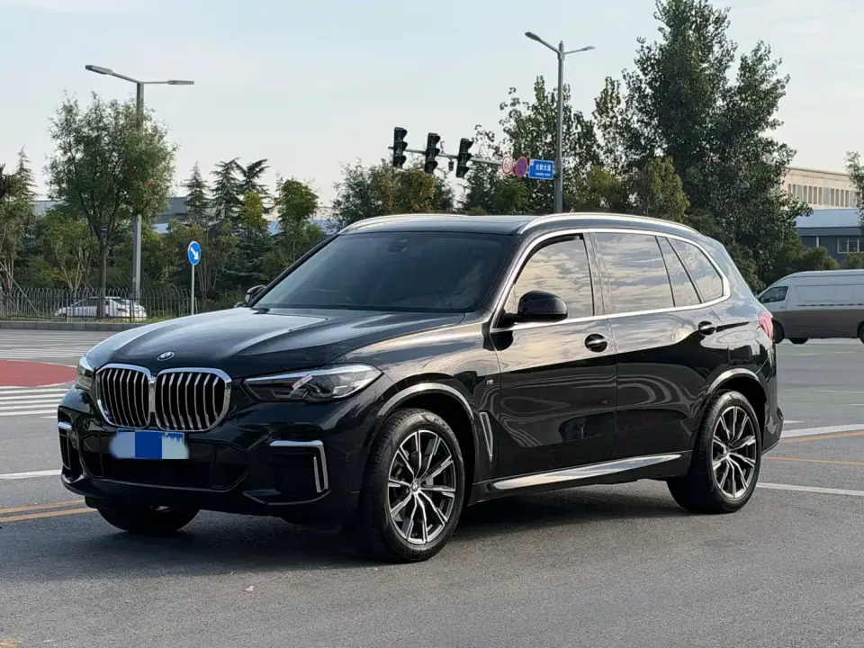 BMW X5 xDrive 30Li M Sport Package 2023