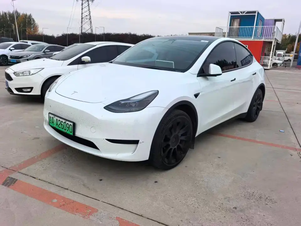 Tesla Model Y Facelift Rear-Wheel Drive Version 2023