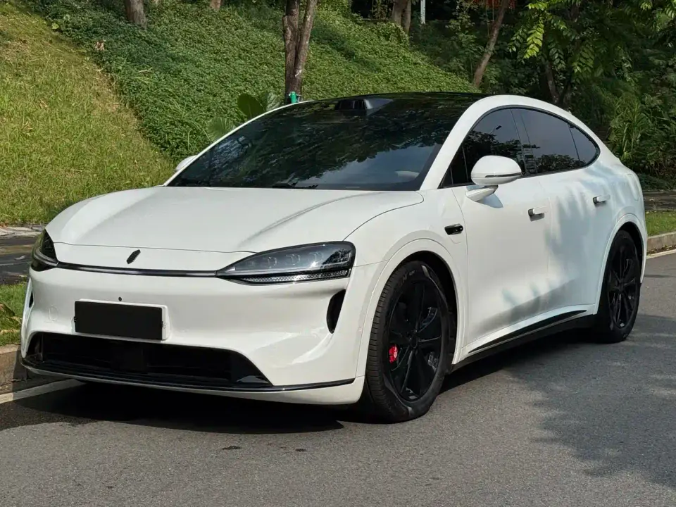 Zhijie Luxeed R7 Range Extender Ultra 2025