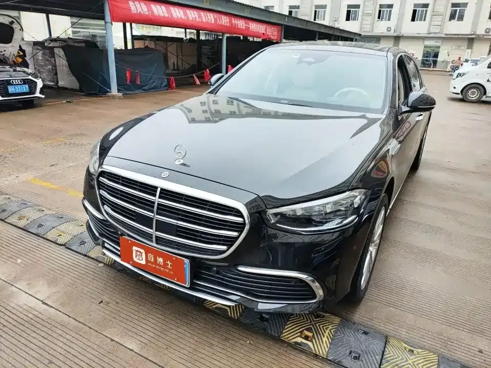 Mercedes-Benz S-Class Model S 400 L Business Edition 2023
