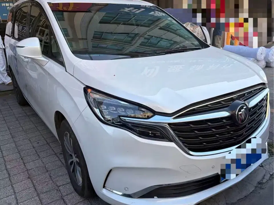 Buick GL8 ES Landmark 653T Premium 2022