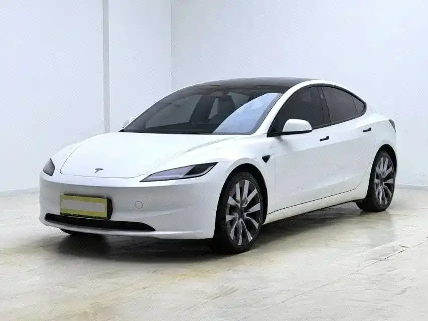 Tesla Model 3 Long Range All-Wheel Drive 2024