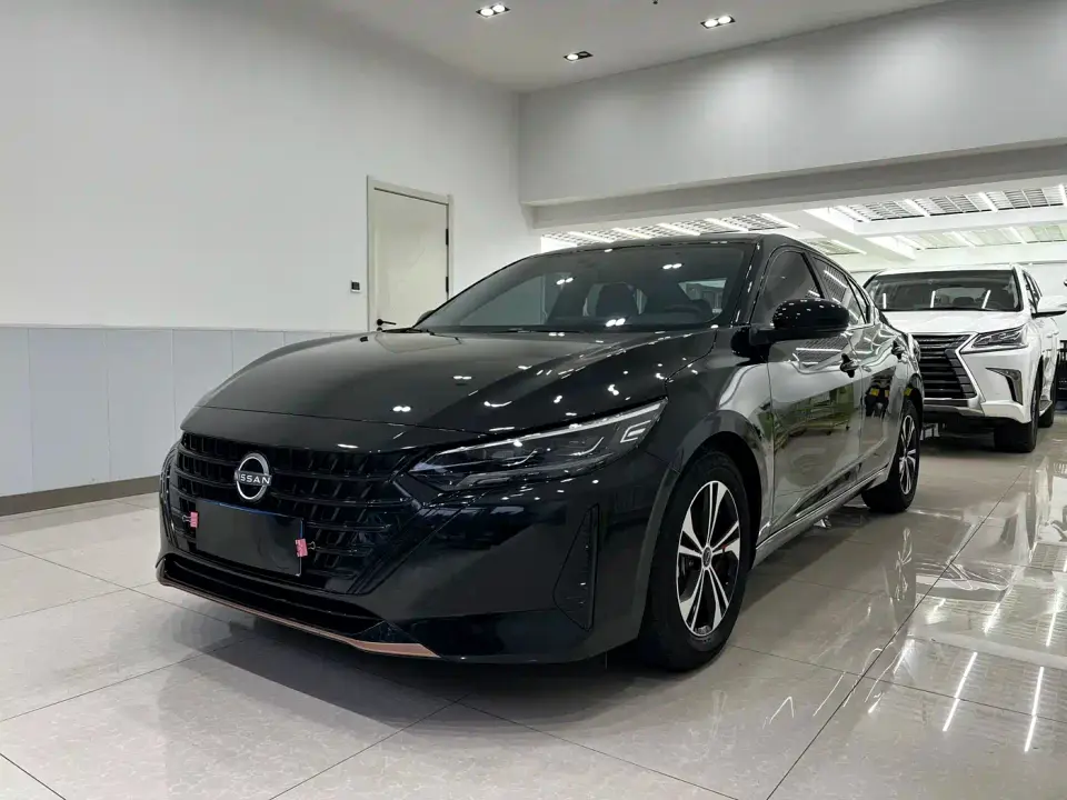 Nissan Sylphy 1.6L CVT Black Gold Edition 2025