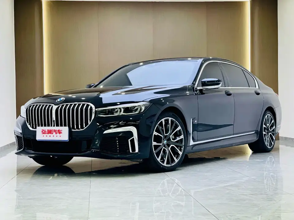 BMW 7 Series Model 740Li Leading M Sport Package 2021