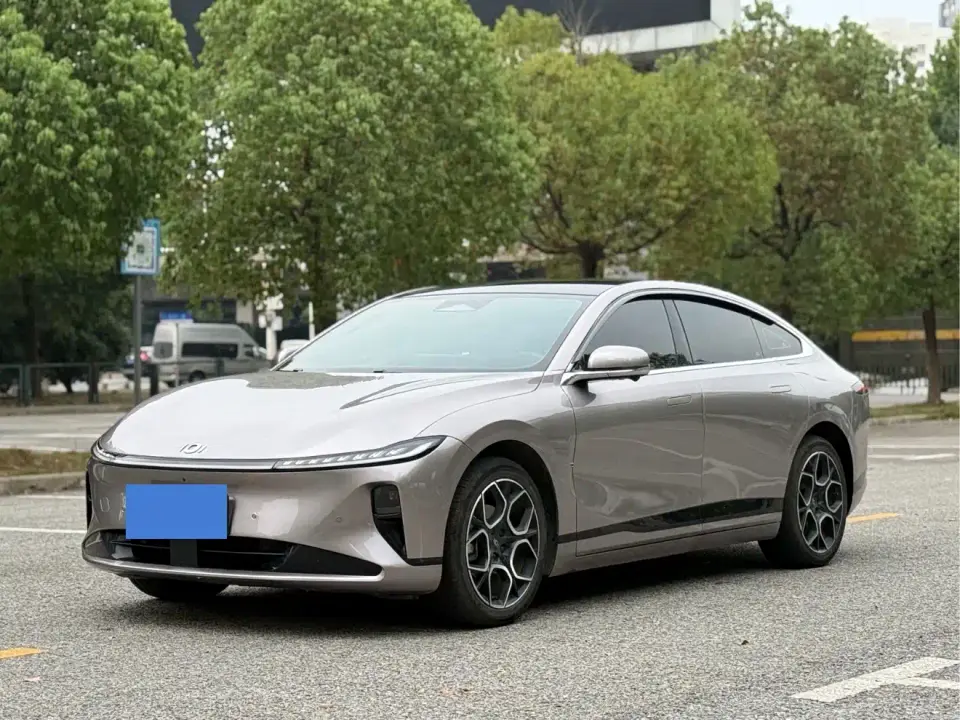 Changan Qiyuan A07 Blue Whale Pure Electric 625 Luxury 2025