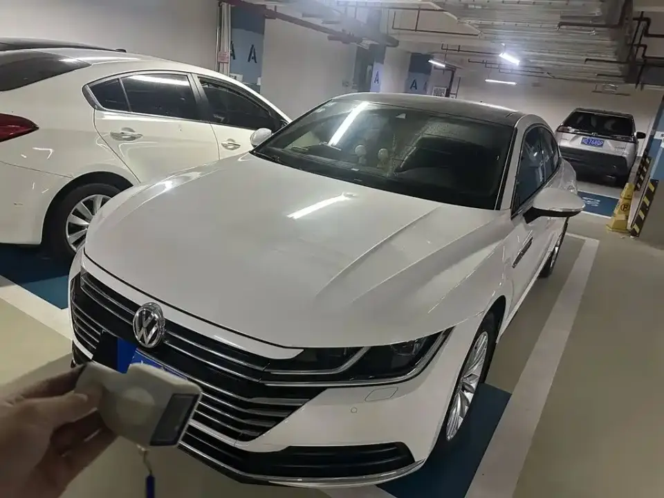 Volkswagen FAW-Volkswagen CC 330TSI Charming Appearance (China V) 2019