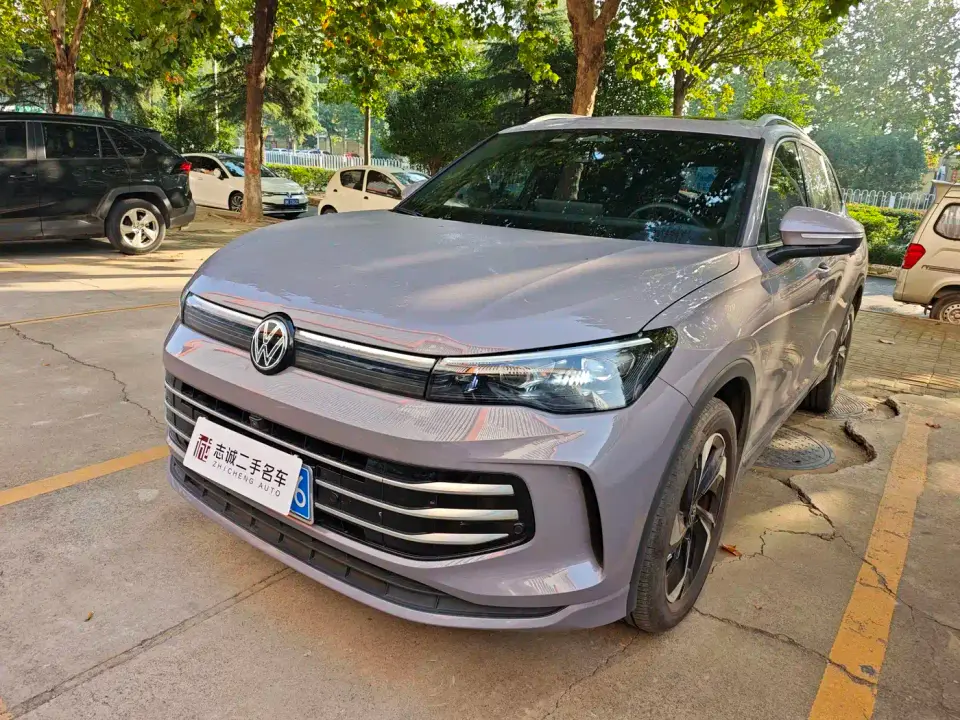 Volkswagen Tiguan L PRO 330TSI 2WD Intelligent Leader Edition 2024