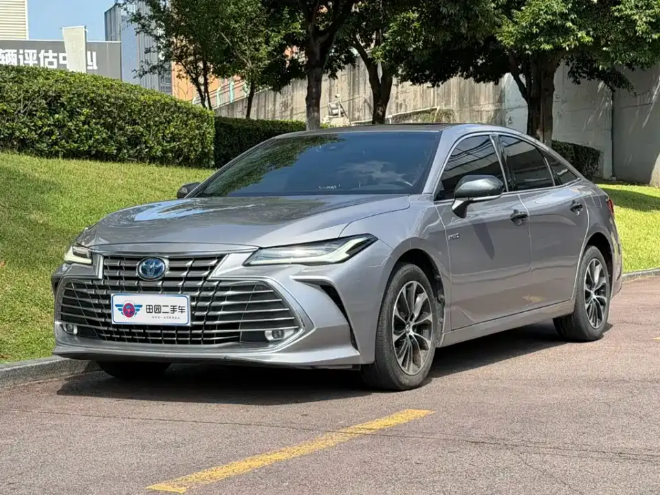 Toyota Avalon Hybrid 2.5L Luxury Edition 2024