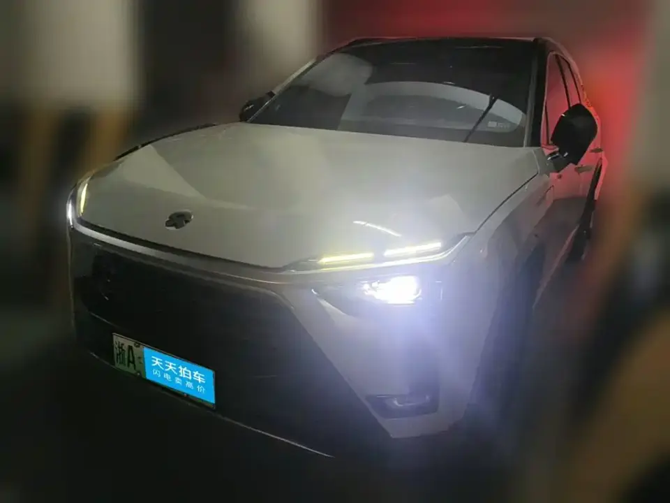 NIO ES8 580KM 6-Seater 2022