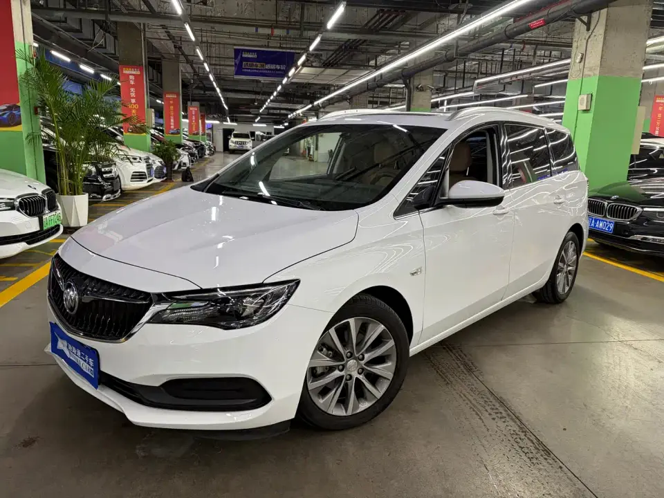 Buick GL6 323T Mild Hybrid Connected Luxury 2023