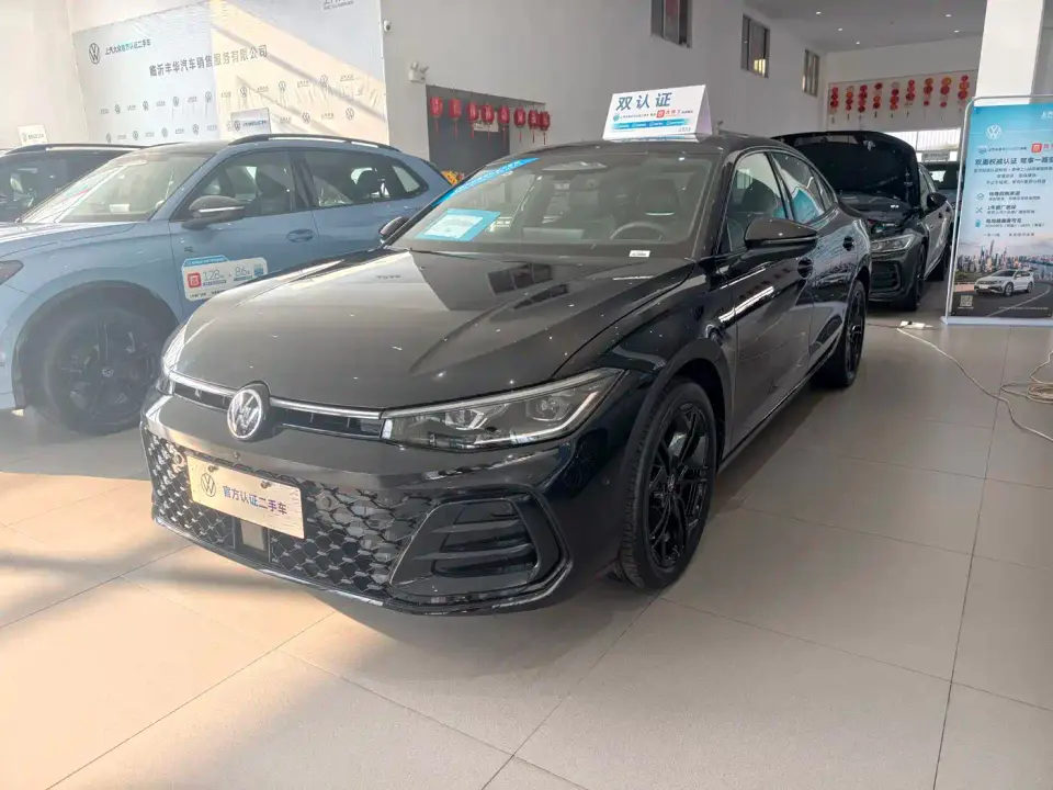 Volkswagen Passat Pro 380TSI Starlight Dragon Prestige Edition 2025