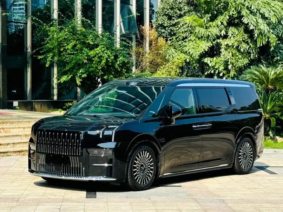 Zeekr 009 6-seat Executive AWD 108kWh 2024