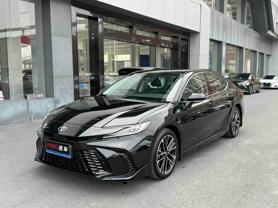 Toyota Camry Hybrid 2.0HSE Sport Lite Edition 2025
