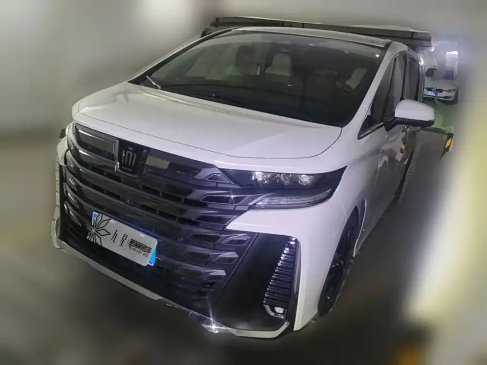 Toyota Vellfire Crown Hybrid 2.5L Premium Edition 2025