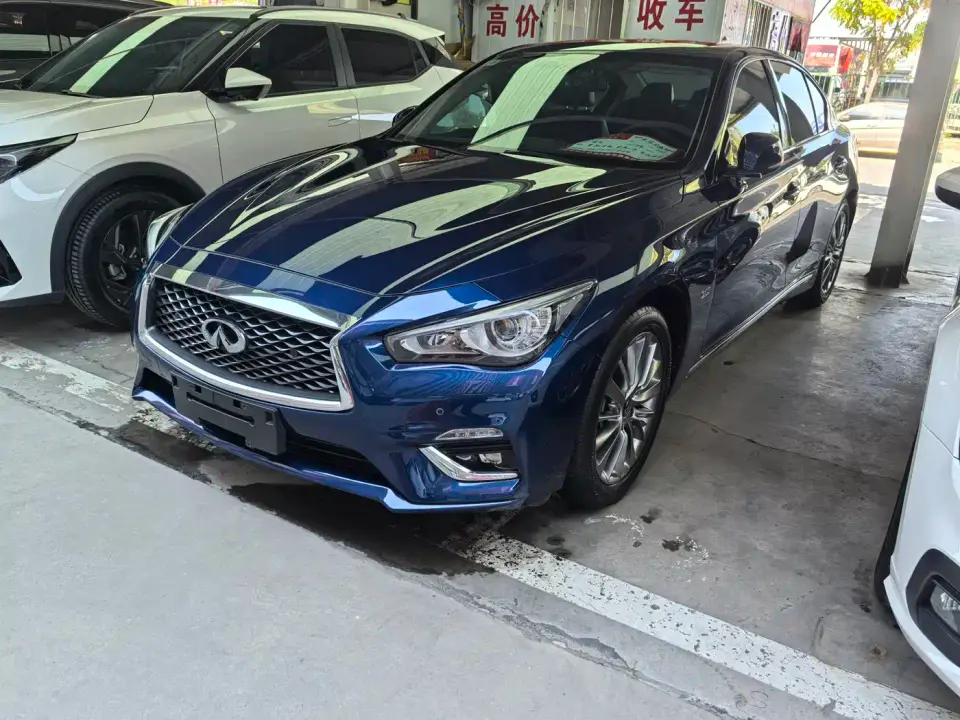 Infiniti Q50L 2.0T Premium Edition (China VI) 2019
