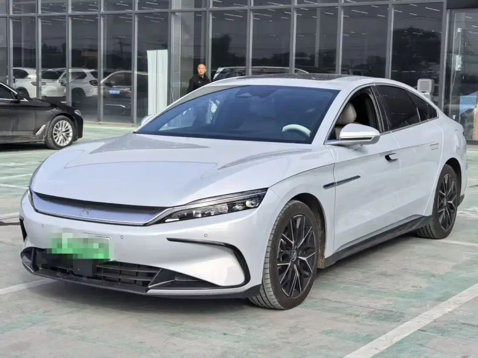 BYD Han DM-i 125KM Honor 2025