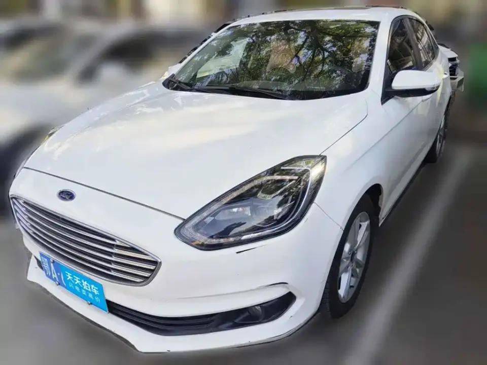 Ford Escort Facelift 1.5L Auto Comfort Edition China VI 2020