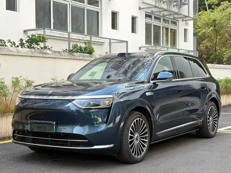 AITO Wenjie AITO M8 Model Extended Range Ultra Edition 53.4kWh 5-Seater 2025