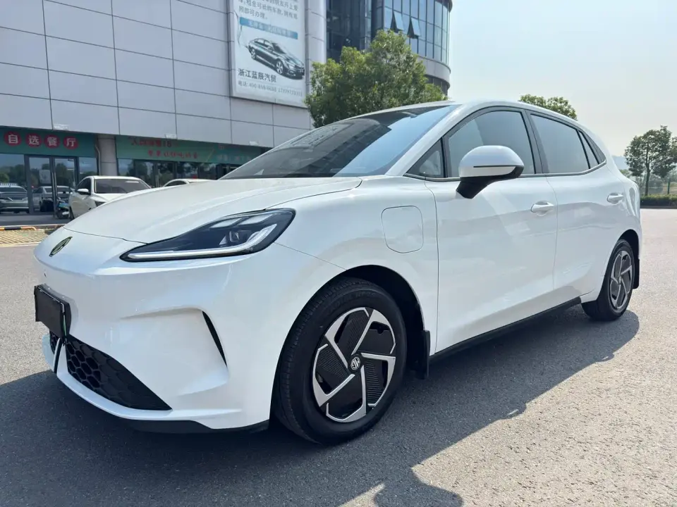 MG MG4 EV 437 Elegant Edition 2025