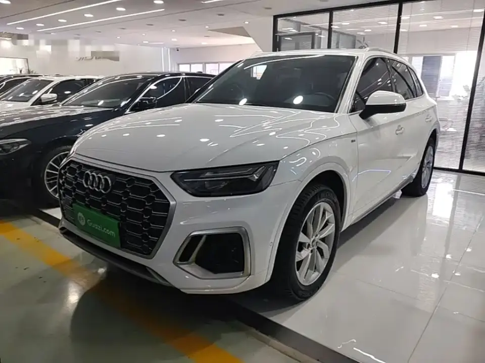 Audi Q5L Facelift 40T Luxury Dynamic 2022