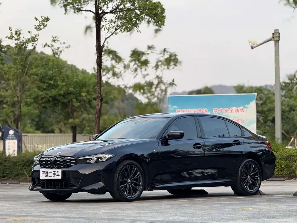 BMW 3 Series 325Li M Sport Shadowline Package 2024