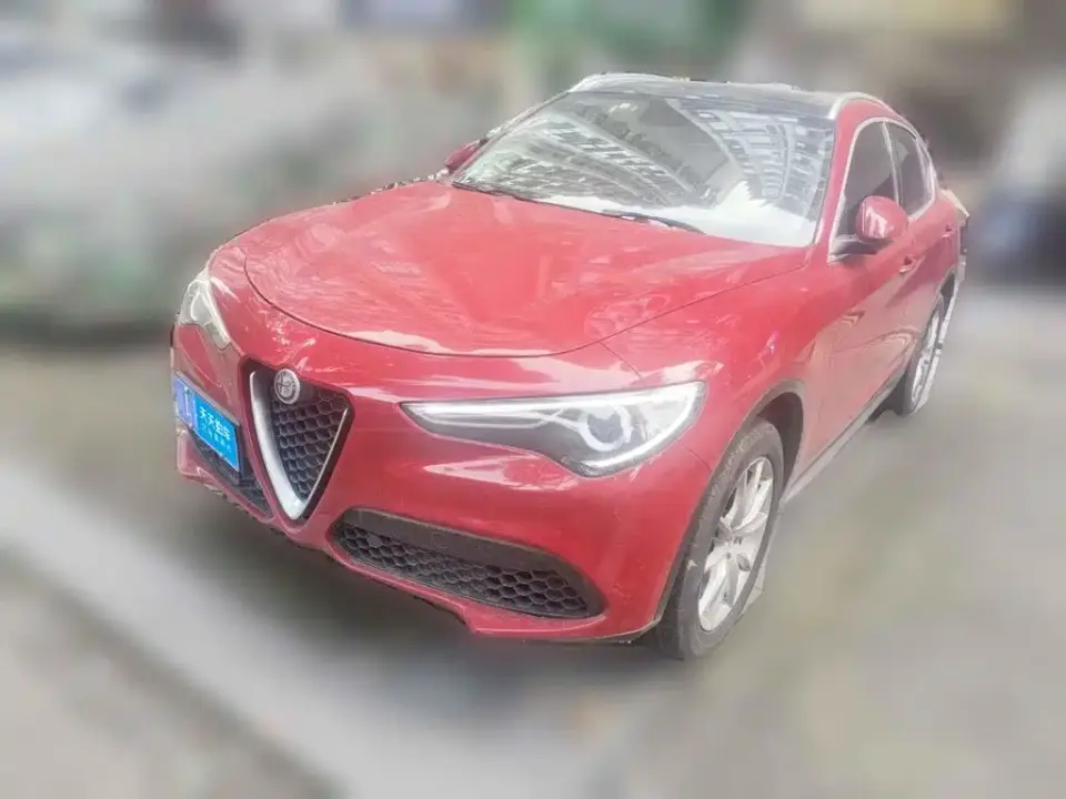 Alfa Romeo Stelvio 2.0T 280HP Luxury Edition 2021