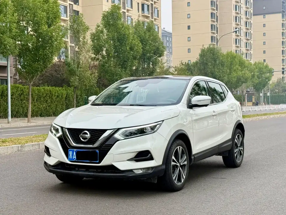 Nissan Qashqai 2.0L CVT Luxury Edition 2020