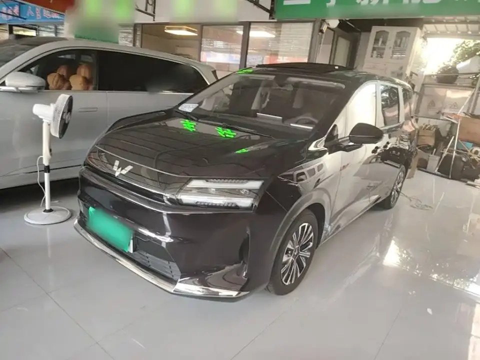 Wuling Motors Xingguang 730 New Energy Model Pure Electric Base Version 2026