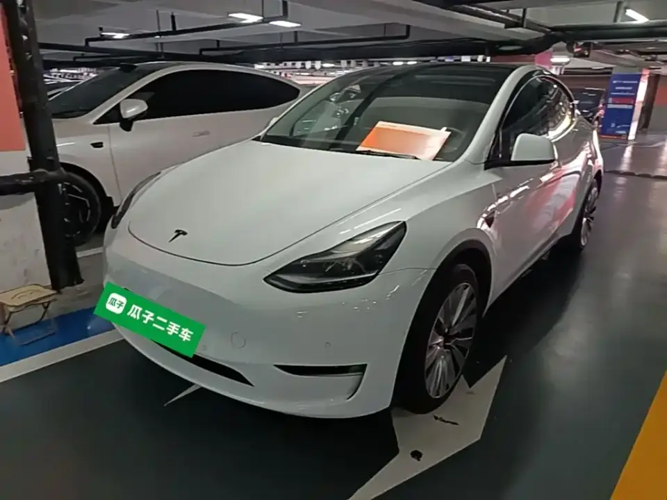 Tesla Model Y Standard Range Rear-Wheel Drive 2022