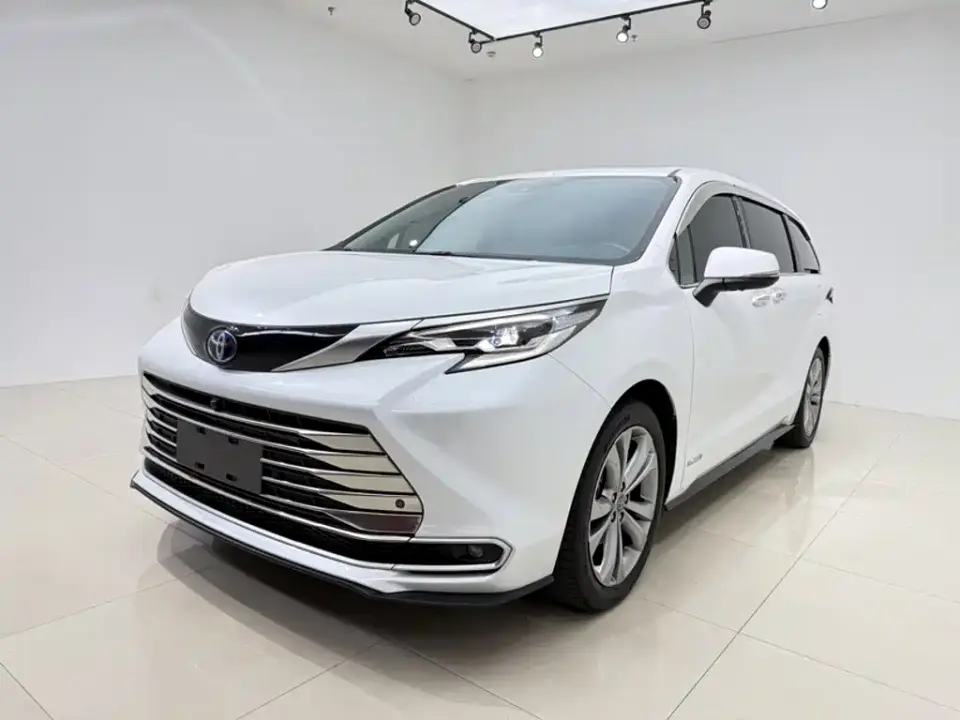 Toyota Sienna 2.5L Hybrid Comfort Edition 2023
