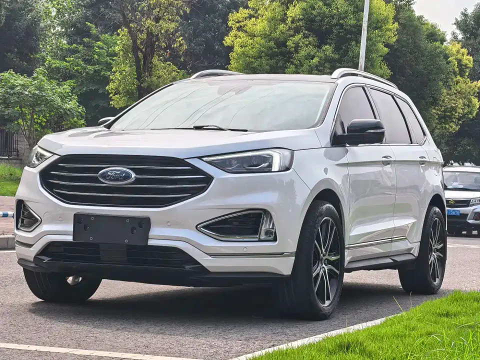 Ford Edge EcoBoost 245 2WD Luxury 7-Seater 2020