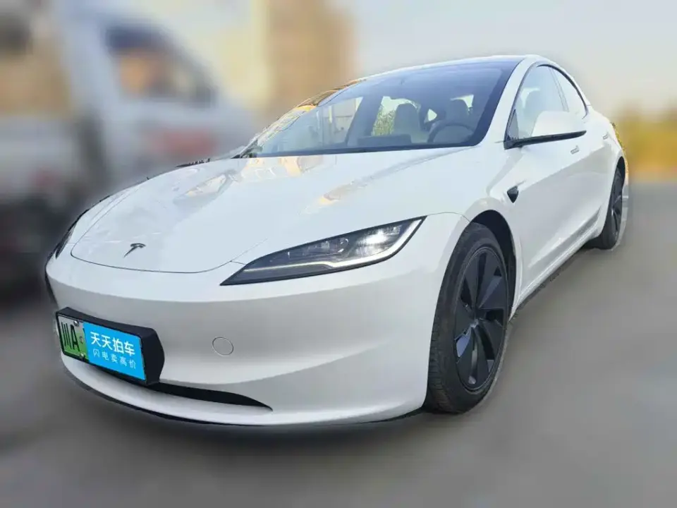 Tesla Model 3 Long Range All-Wheel Drive 2024