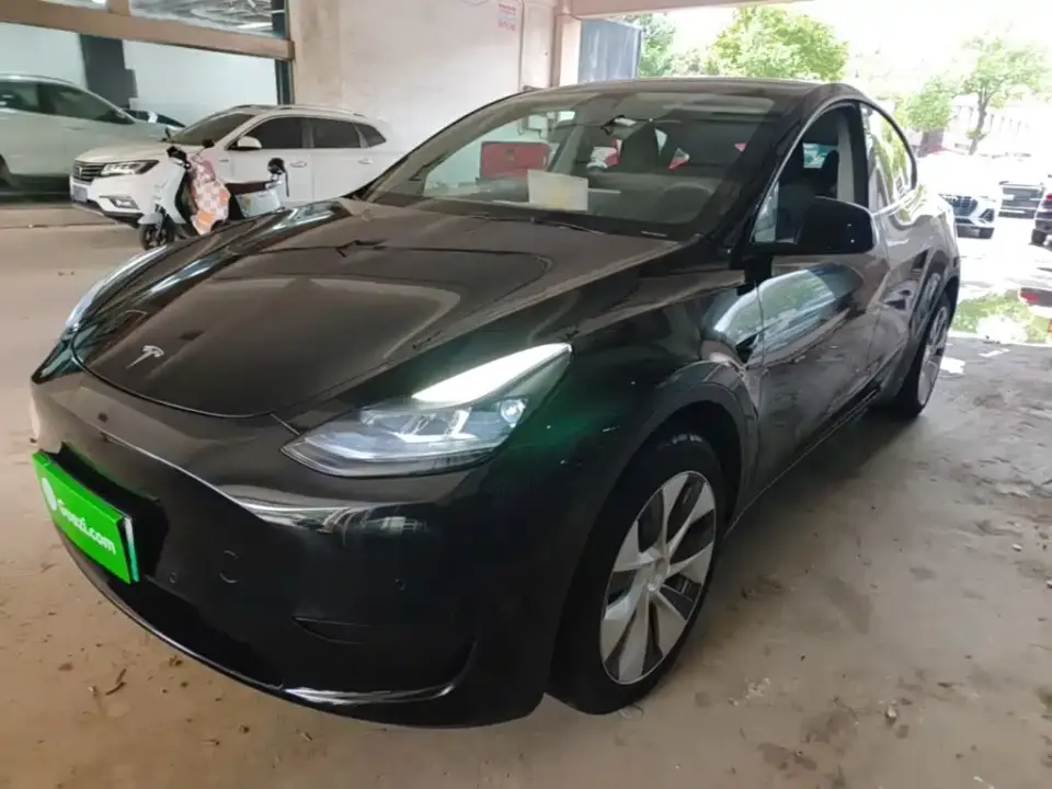 Tesla Model Y Facelift Rear-Wheel Drive Version 2023