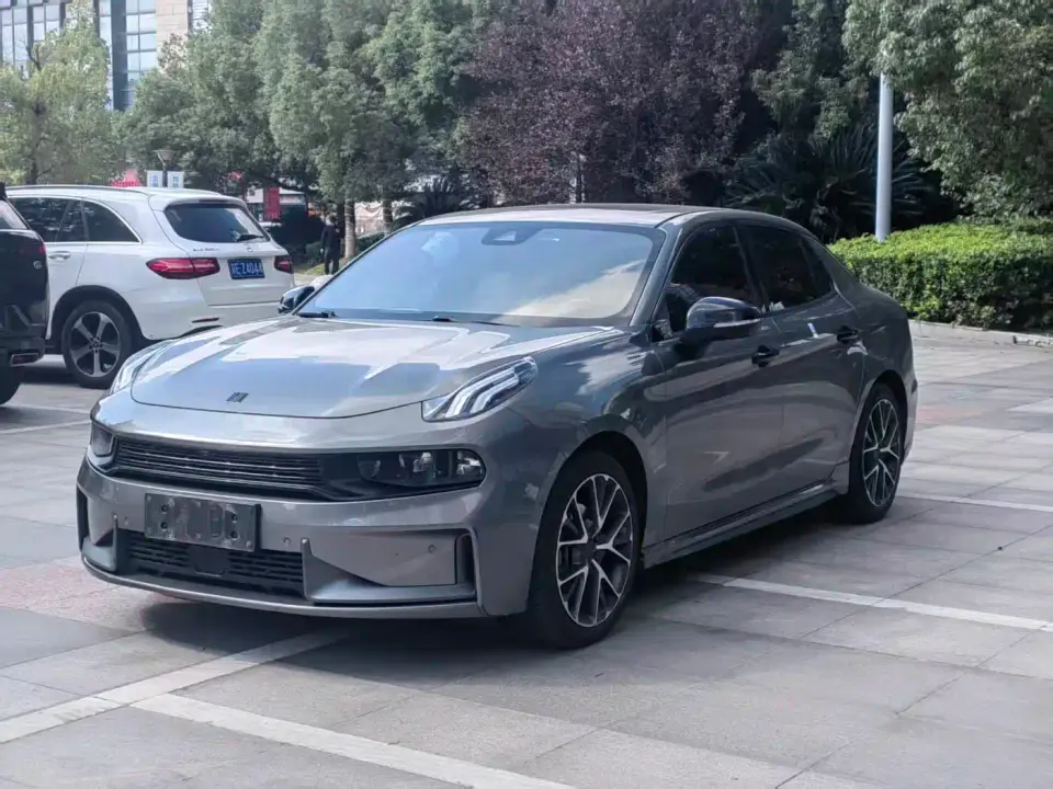 Lynk & Co 03 2.0TD Auto Power Edition 2020