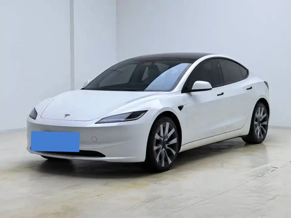 Tesla Model 3 Long Range All-Wheel Drive 2024