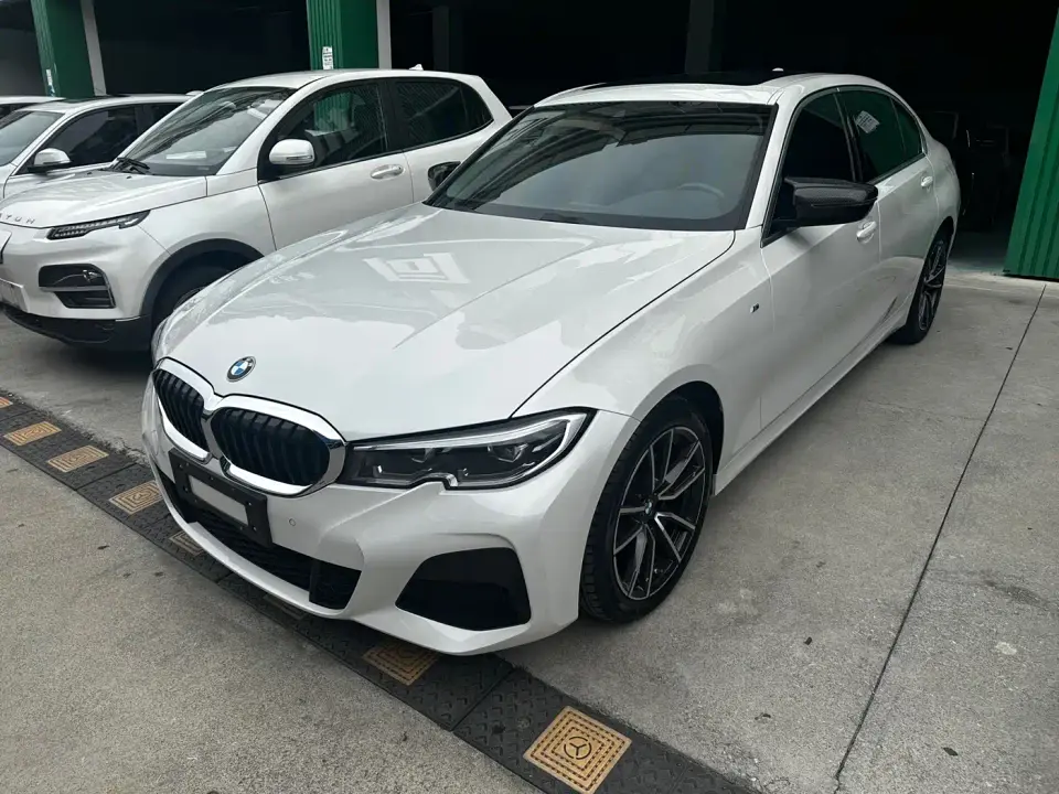BMW 3 Series 325Li M Sport Package 2022