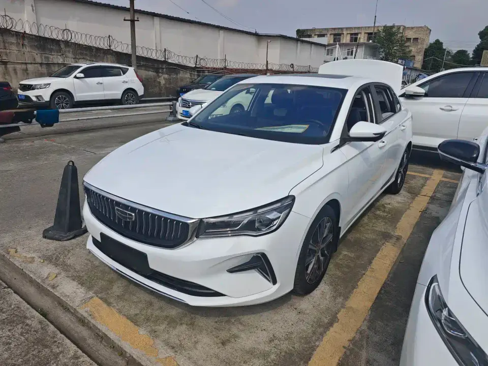 Geely Emgrand 4th Generation 1.5L CVT Flagship 2022