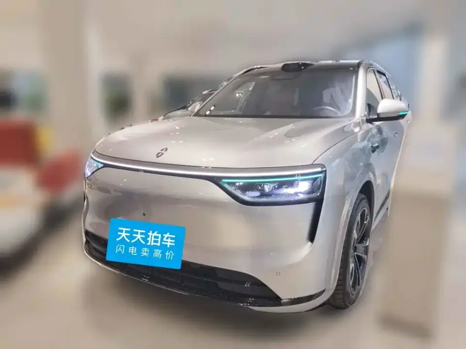 AITO Wenjie AITO M8 Model Extended Range Ultra Edition 53.4kWh 5-Seater 2025