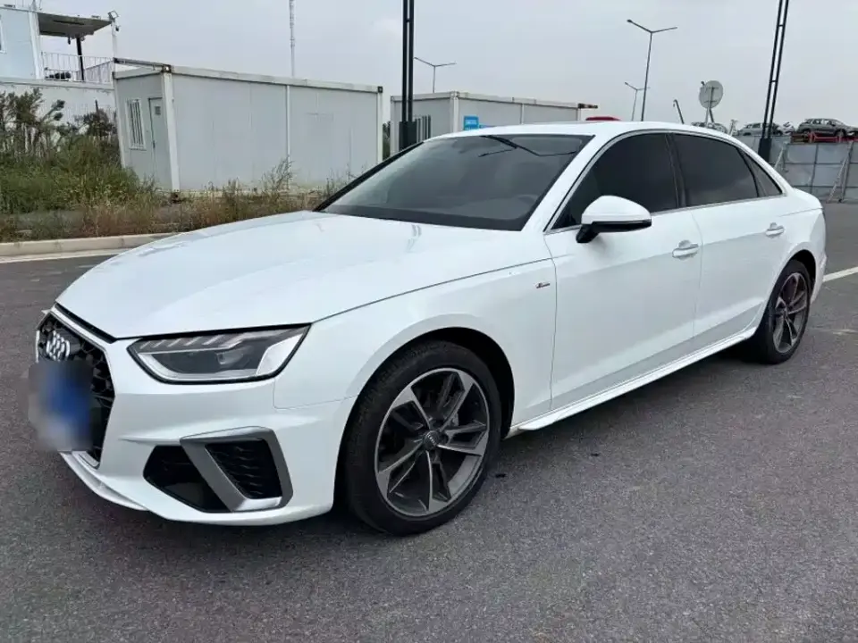 Audi A4L 40 TFSI Fashion Dynamic Edition 2021
