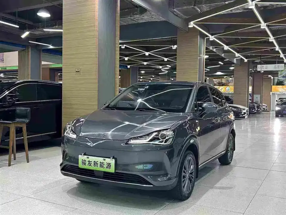 Neta Nezha V Trend 400 2022