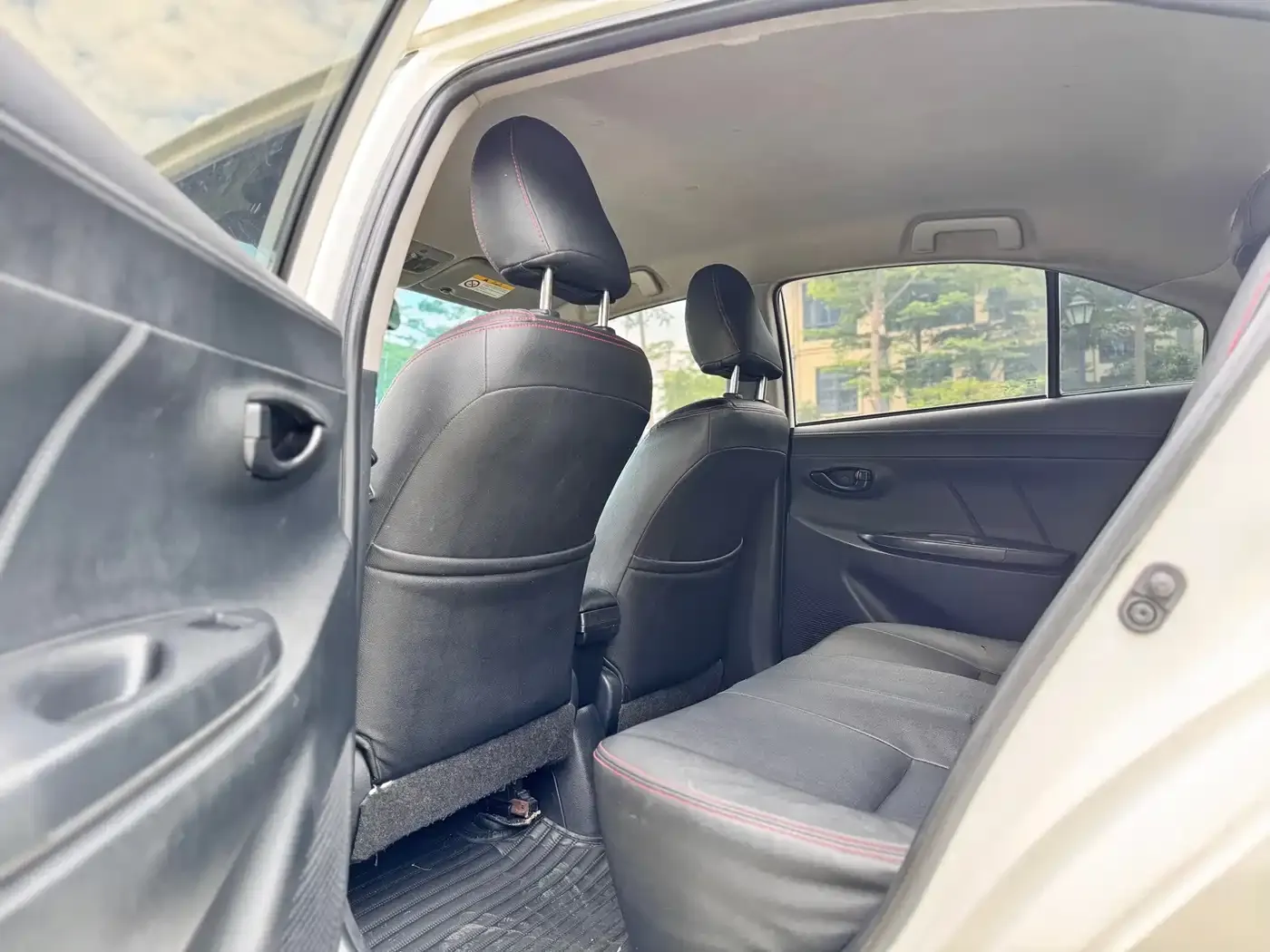 Toyota Vios 1.5L CVT Chuangxing Edition 2020 — фото 13