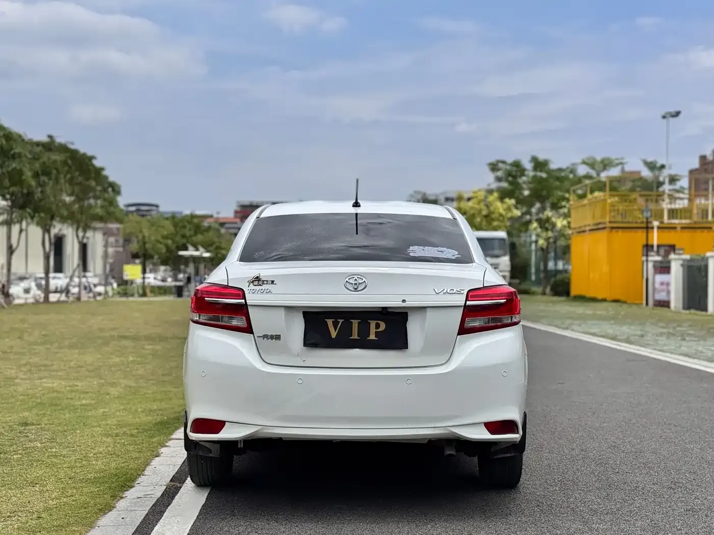 Toyota Vios 1.5L CVT Chuangxing Edition 2020 — фото 16