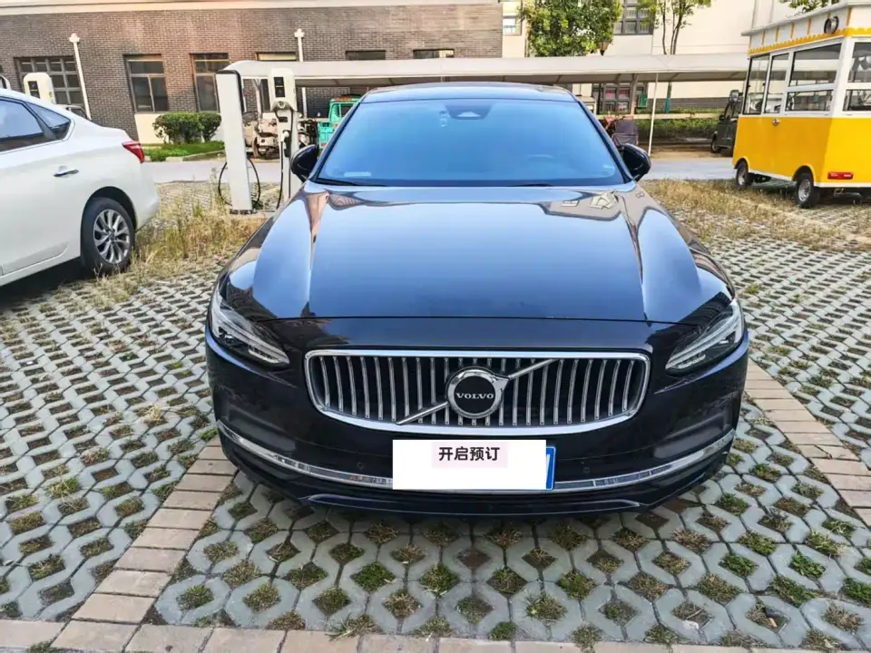 Volvo S90 B5 Inscription Luxury Edition 2024