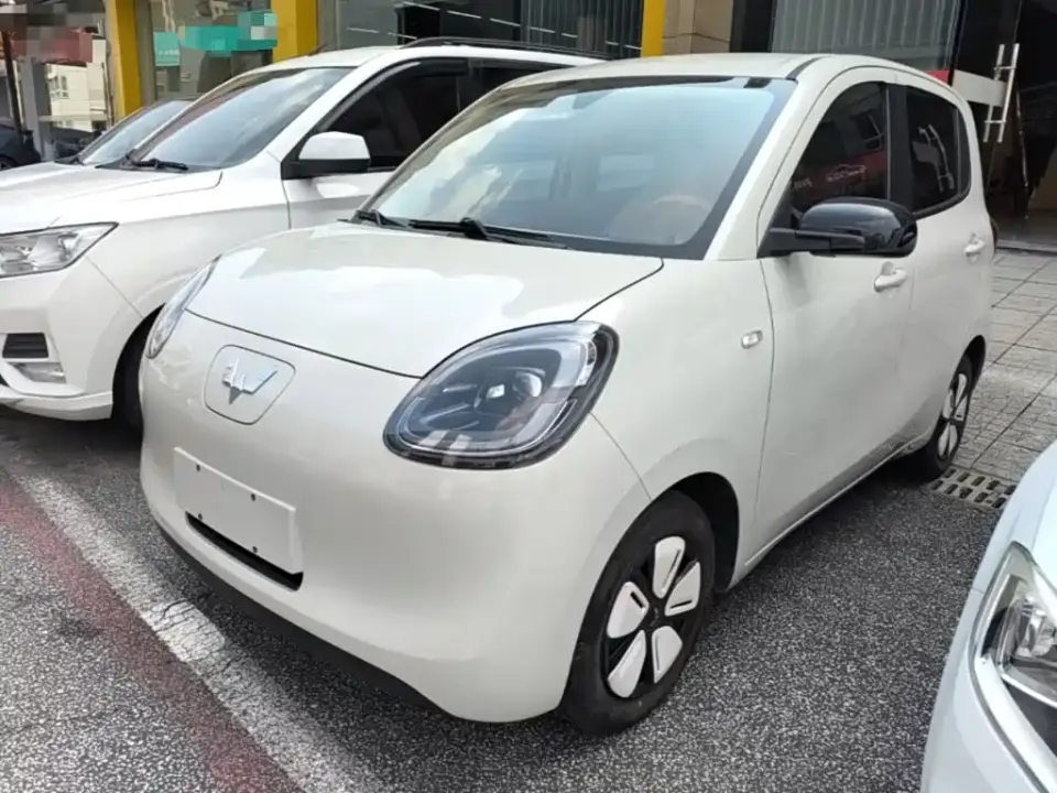 Wuling Motors Hongguang MINIEV 4-Door Advanced 2025
