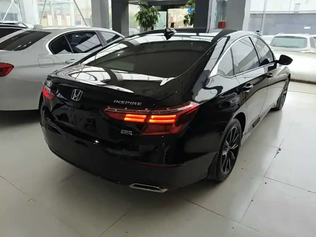 Honda Inspire 260TURBO Elegance 2023 — фото 6