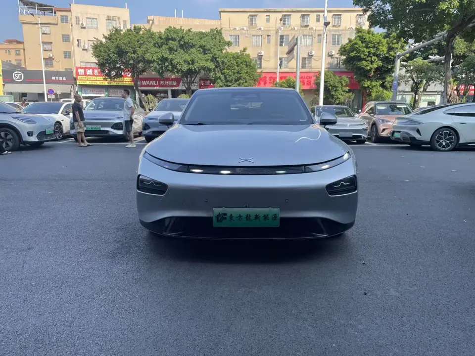 XPeng P7 Model 670E 2021
