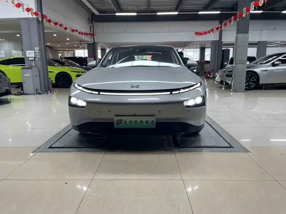 XPeng P7 480N 2021