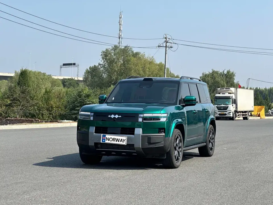 Fangchengbao Titanium 7 AWD Base Model 2026
